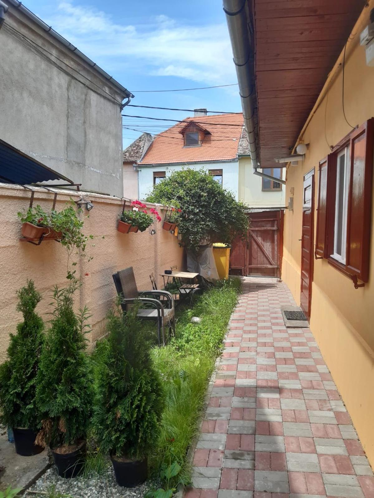 Flh - Apartament Mai Cu Aroma De Cafea Si Ceai Hermannstadt Exterior foto